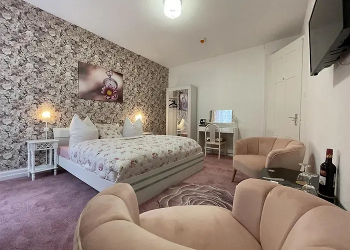 Astoria Bad Wildstein 酒店 特拉本特拉巴赫